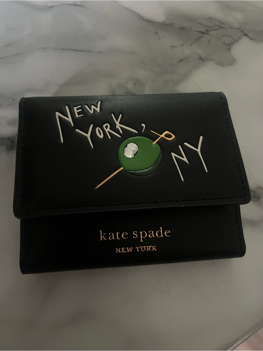 Kate Spade matchbox wallet